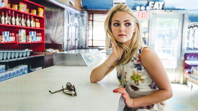 男子蛋糕被小女孩踩坏，上前理论还被其家长辱骂殴打，如果发生这种事情有比***里当事人更好的处理方法吗？